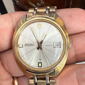 Vintage Seiko 17 jewels Two-Tone Automatic Watch